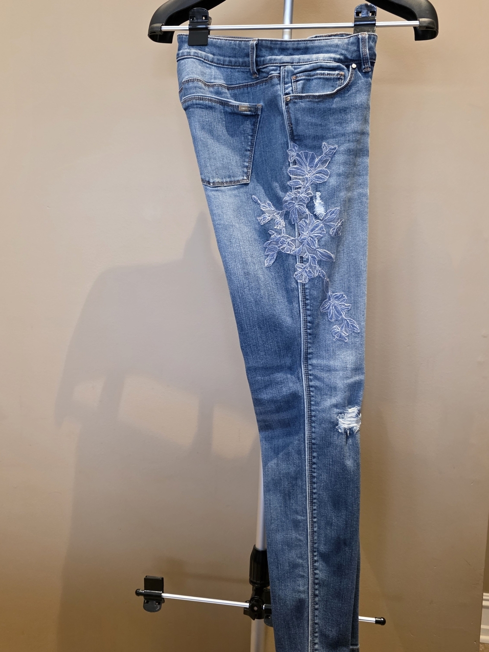 White House Black Market Embroidered Slim Women’s Jeans - Light Blue